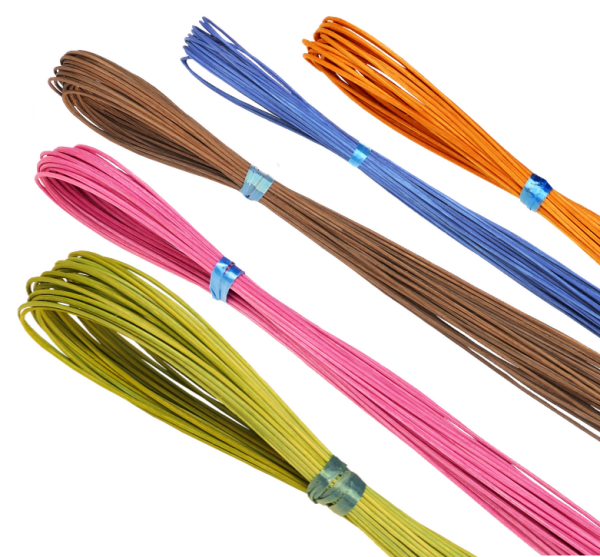 Peddigrohr farbig  0,5kg  Stärke 2,0mm   Mix 3